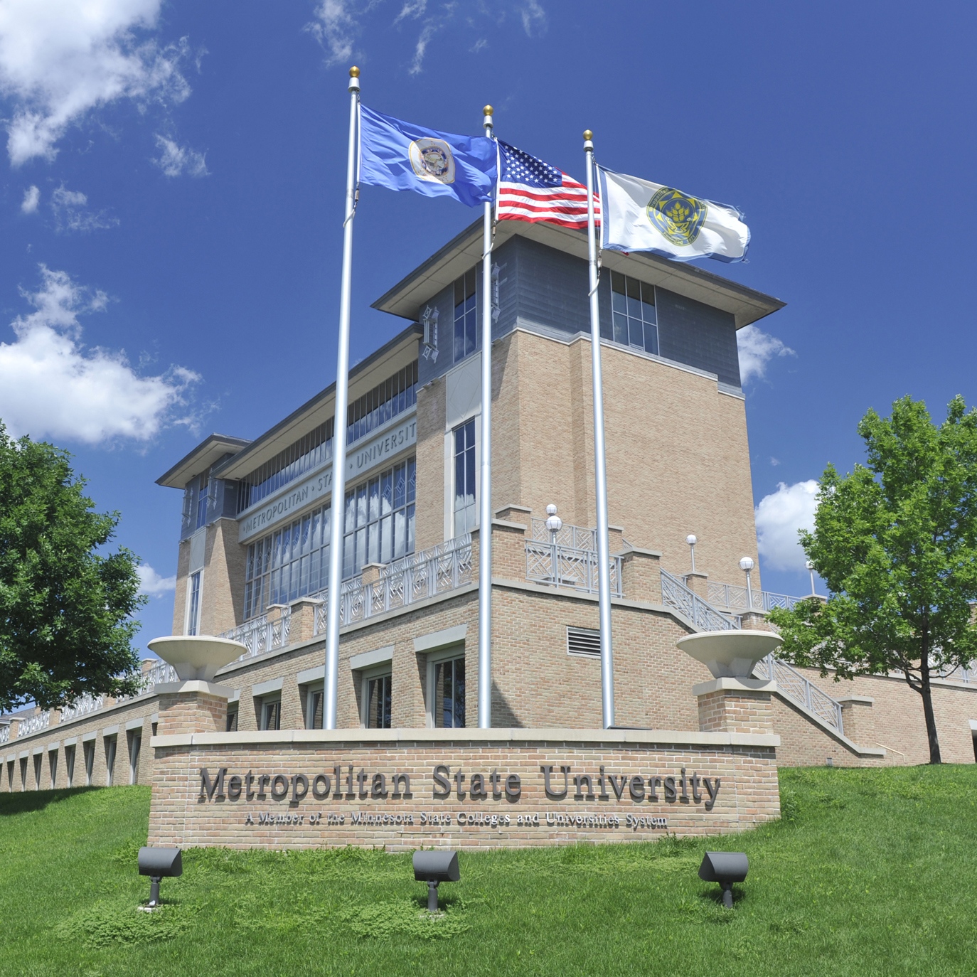 Metropolitan State University (MN) Campus